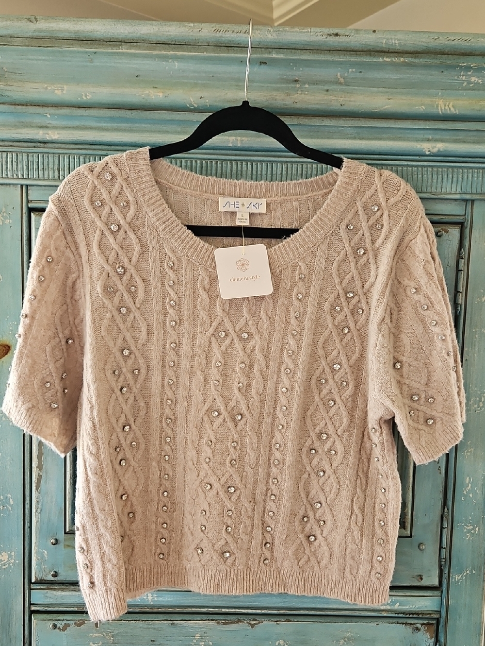 She + Sky Cream Beaded Cable-Knit Short Sleeve Sweater